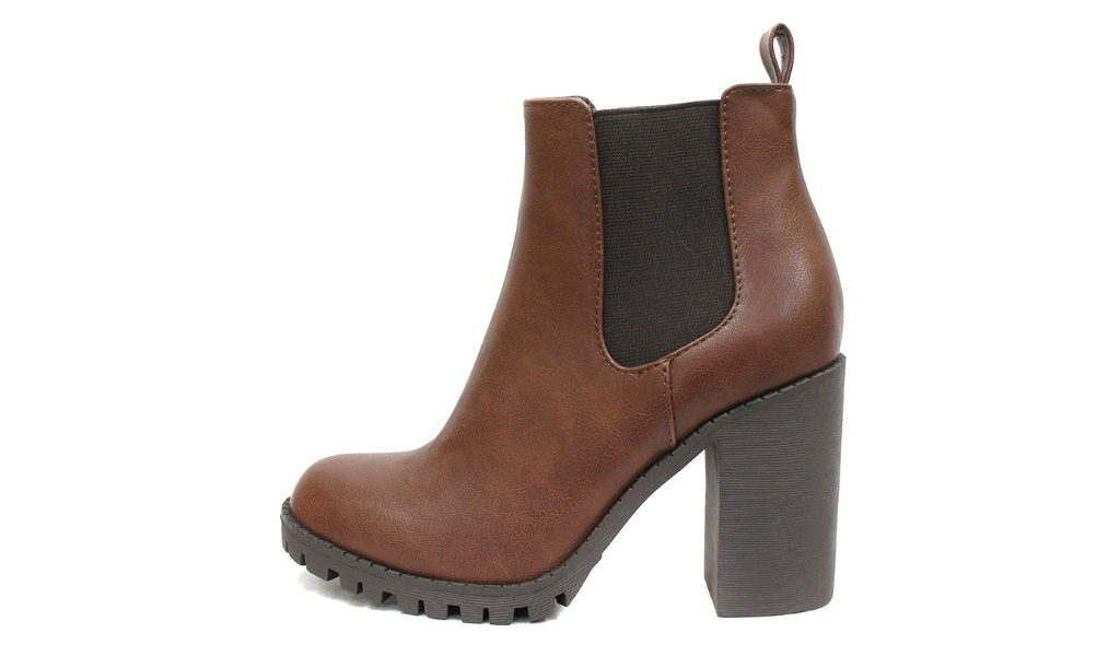 What to Wear with Brown Boots to Funerals for a Woman?